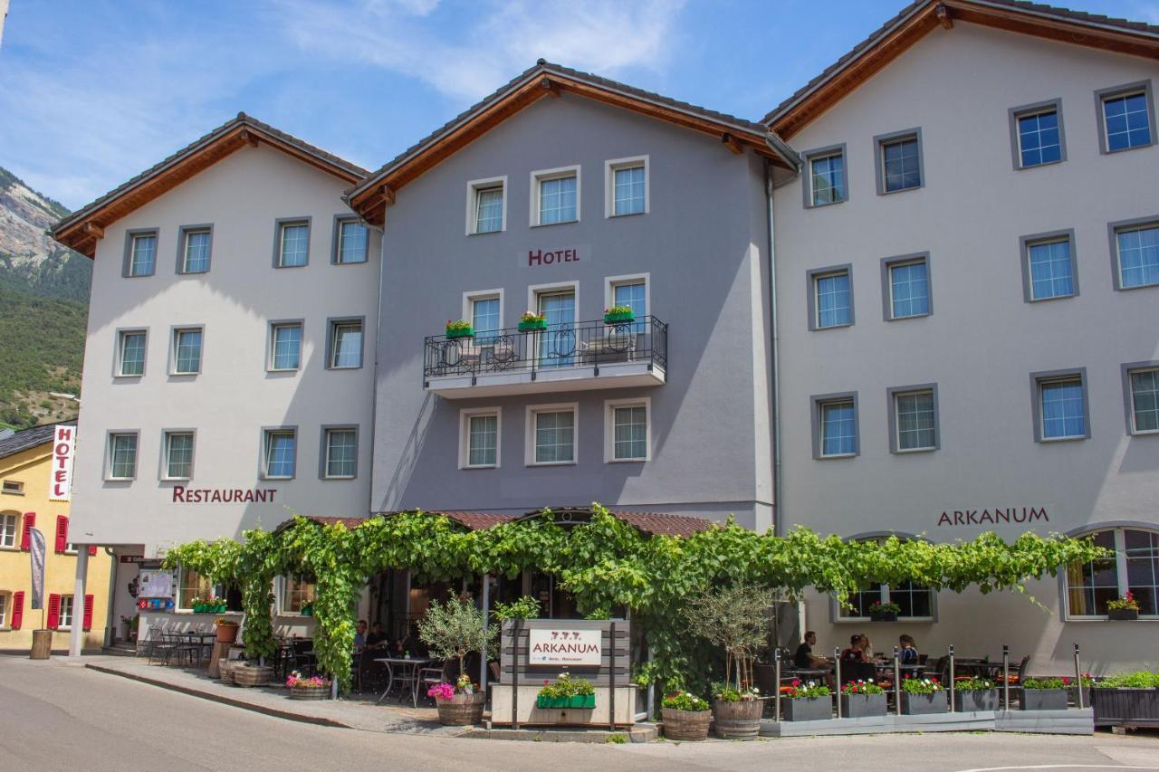 Hotel Arkanum Salgesch エクステリア 写真