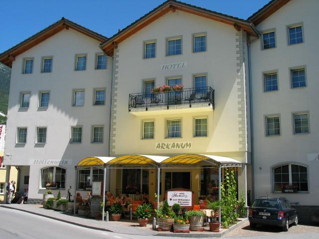 Hotel Arkanum Salgesch エクステリア 写真